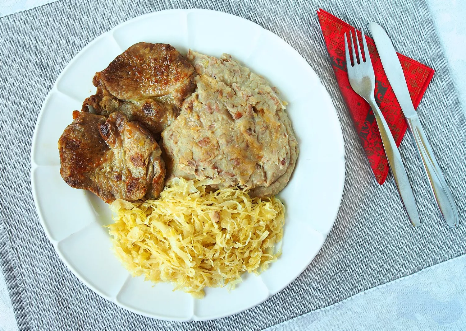Matevž with roast meat and sauerkraut