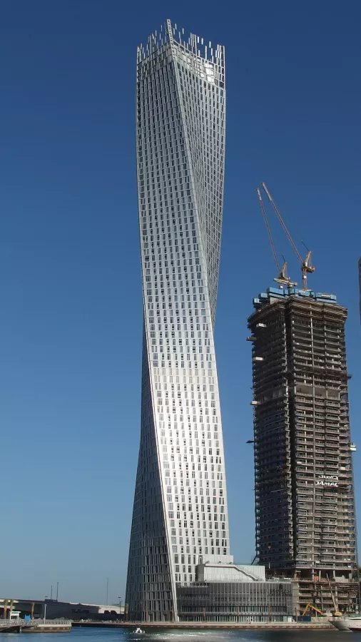Cayan Tower - Dubai - United Arab Emirates