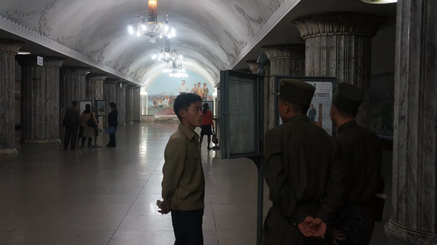 Konguk Metro Station - 건국역 - Pyongyang - North Korea