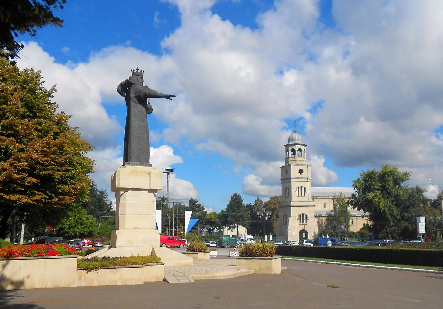 Piața Independenței - Independence Square - Bălți - Moldova