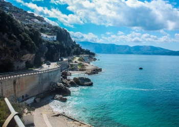 Best Hotels Between Vlora and Orikum: Coastal Retreats for Unforgettable Getaways
